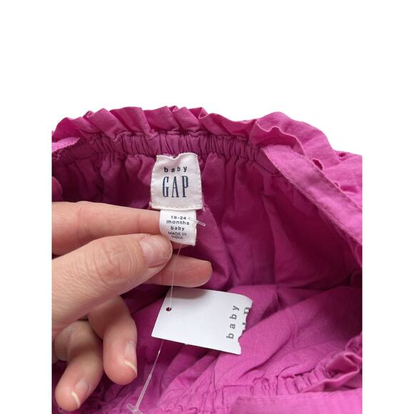 NWT Gap Muslin Eyelet Ruffle Sunsuit Romper Size 18-24m - Picture 4 of 4